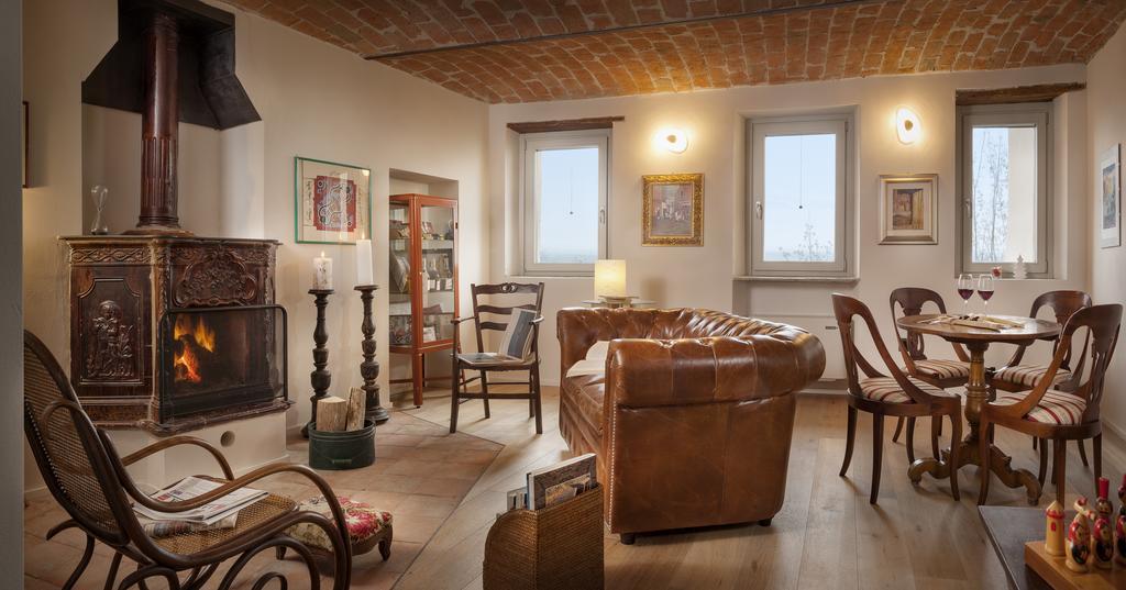 Borgese Camere E Suites Neive Εξωτερικό φωτογραφία