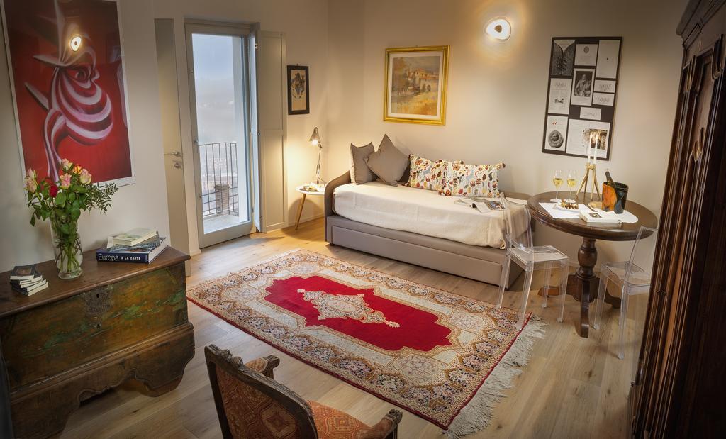 Borgese Camere E Suites Neive Εξωτερικό φωτογραφία